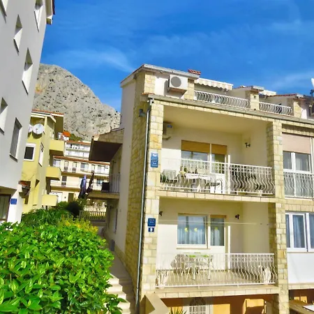 Apartment Slado *