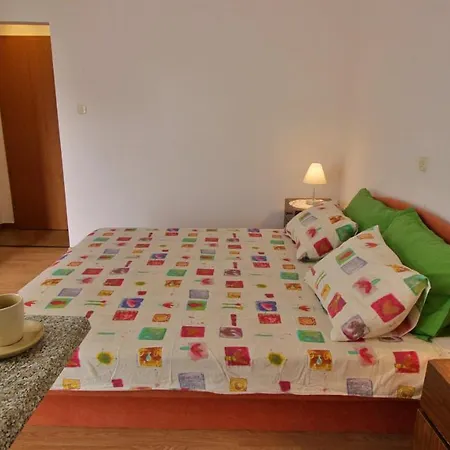 Apartman Slado Omis